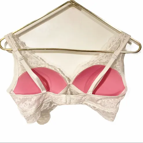Victoria's Secret  Medium White Lace Padded Bra Bralette