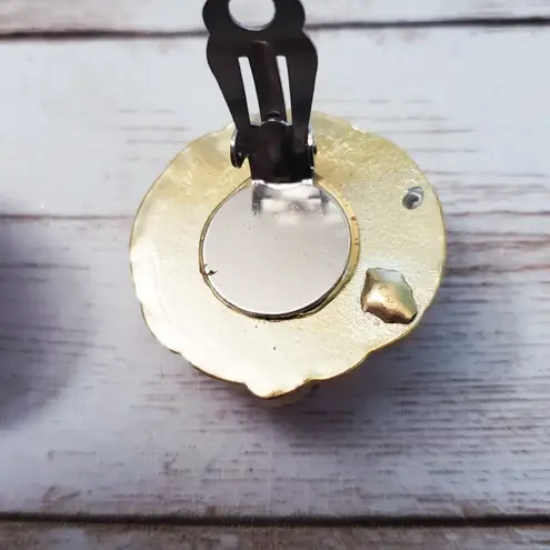 Vintage Clip On Earrings