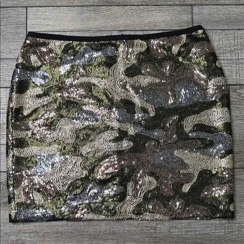 Glamorous Sequin Mini Skirt in Black and Gold Silver Size M