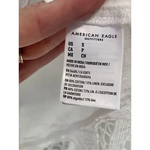 American Eagle NWT  white boxy button down wi the lace cutout  Size Small