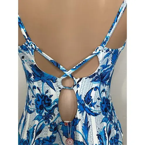 Red Carter New.  floral swimsuit. Large. Retails $168