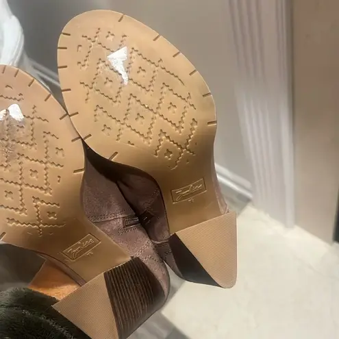 Zodiac Mia shootie braided suede leather open toe block triangle heel size 7.5