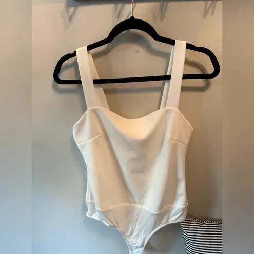 Lulu’s Symbolize White Sleeveless Bodysuit Size Medium NWOT