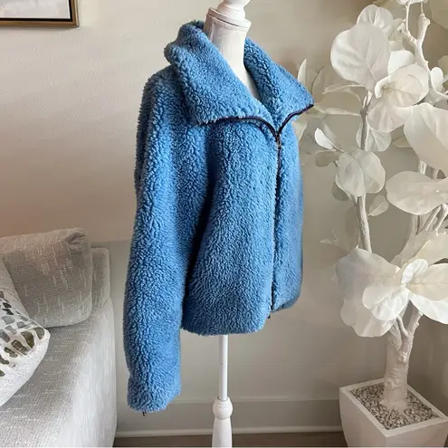 Apparis Tamika Faux Fur Light Blue Teddy Jacket Size M