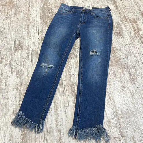 Free People  Great Heights Distressed Fray Skinny Jeans Size 25