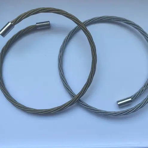 Set of 2 wired twist bracelets - Image 1