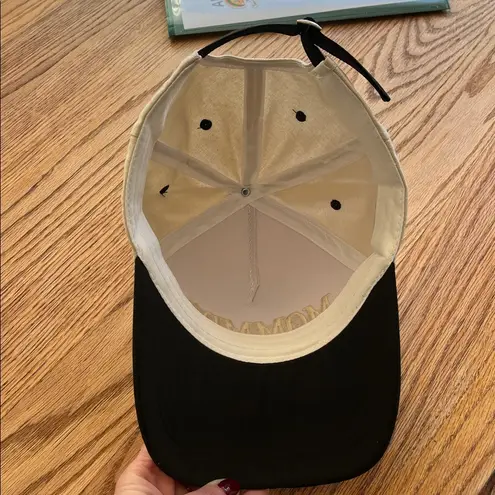 Amazon Mom trucker hat