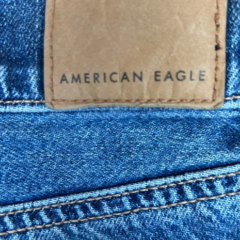 American Eagle NWT  Low Rise Baggy Jean  Comfort Stretch Size 10 Regular  Blue