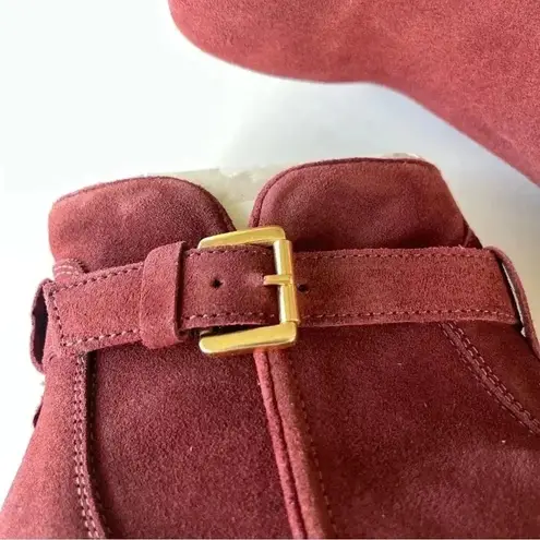 Diba Suede Sleek Bootie in Burgundy and Gold Size 7.5 New without box! Red