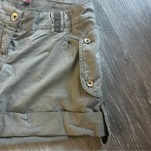 Gaudi Vintage Lovers Olive Green Women's Shorts European Size 40 US XS (25