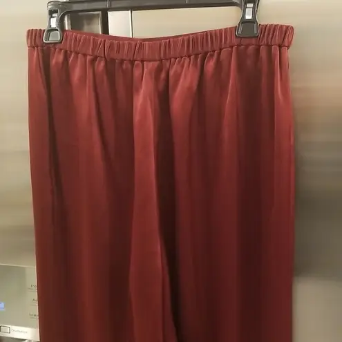 St. John ππ Liquid Satin Pant Elastic Back Pull-On Wide-Leg Oxblood Red M NWOT
