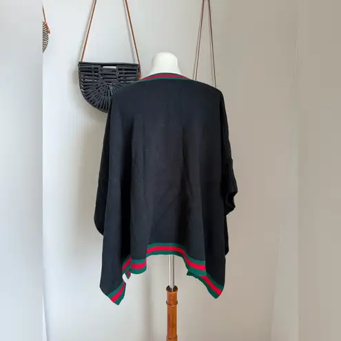 Tuckernuck Camden Knit Poncho Soft Sweater, Size OS Red Size L