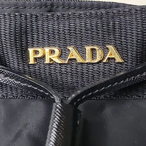 Prada 💯 Authentic  Tote  Handbag 🍀