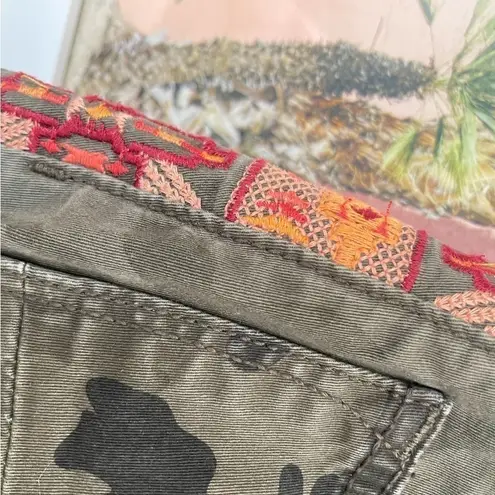 Sundance Driftwood Jackie Camouflage Embroidered Pants