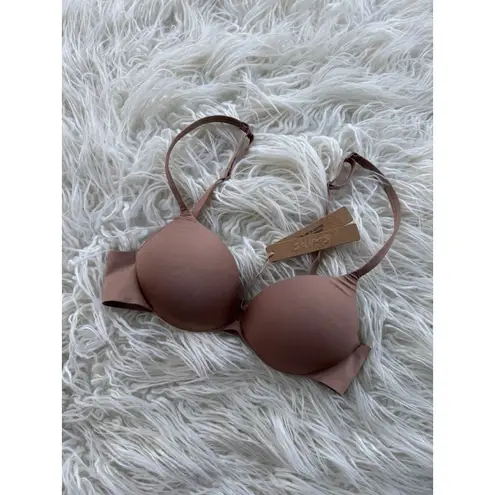 SKIMS  Ultimate Push up Plunge Bra Sienna Size 30B