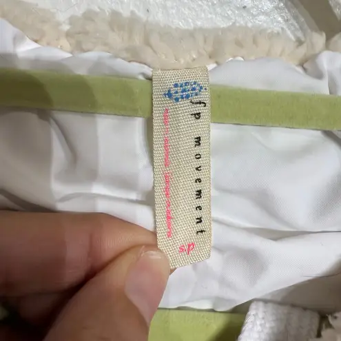 Free People  Movement White Ski Puffer Hooded Jacket Sz S