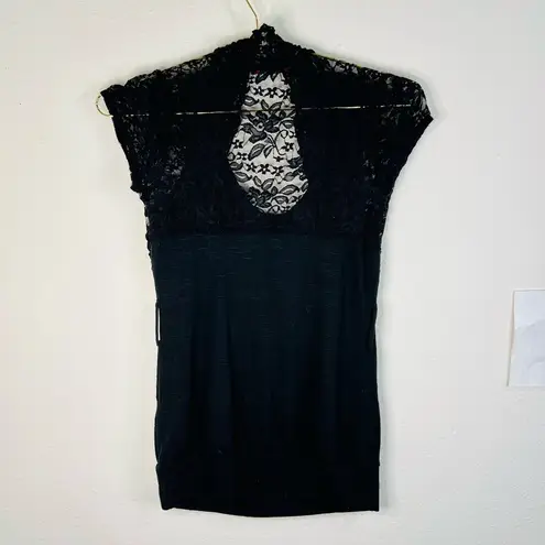Heart soul Women's Black Lace Overlay Cap Sleeve Top Small Chic Elegant Career
