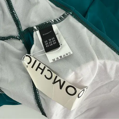 Bloomchic Solid Teal Ruffle Hem Empire Waist Halter Neck Swim Dress size 18/20 Green