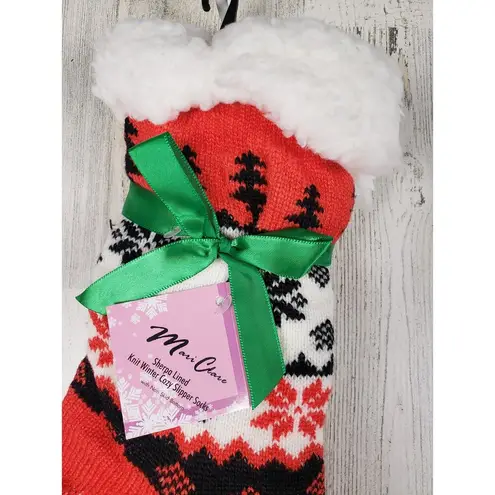 NWT Sherpa Lined Knit Winter Snowflake Holiday Design No