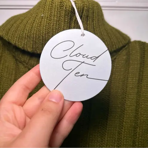 Cloud Ten NWT Green Ribbed Turtle neck Sweater vest women’s small fall layering