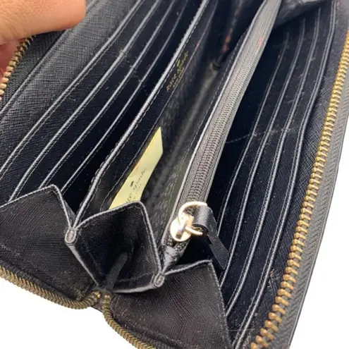 Kate Spade  New York Black Zip Around Wallet