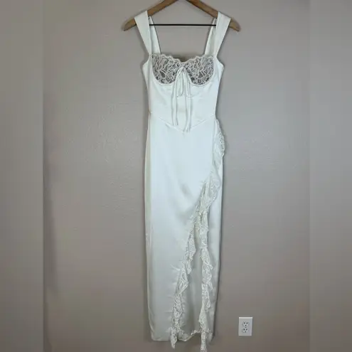 Miss Circle Freddie White Lace Satin Maxi Corset Dress size XXS US 0