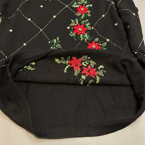 Victoria Jones Women's M Black Floral Embroidered Vintage Sweater