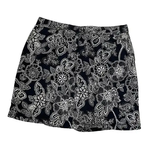 Karen Scott Women Size 14 Skirt Shorts Blue Paisley 28-189