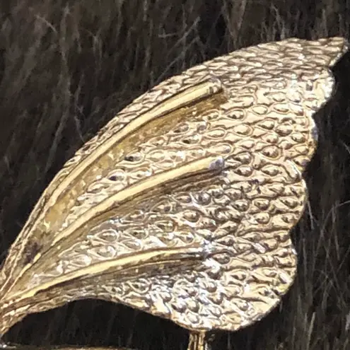 Vintage Gerrys gold butterfly stone accent brooch