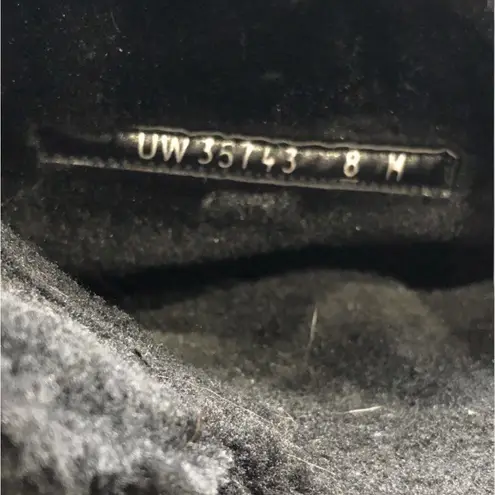 Stuart Weitzman $425  Bearwear Black Water-Resistant Snow laced rain Boot Size 8