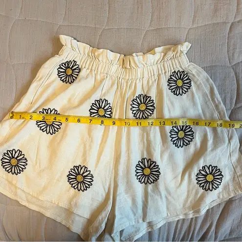 Anthropologie Pepaloves Linen Cream Floral Embroidered Women's Shorts Yellow