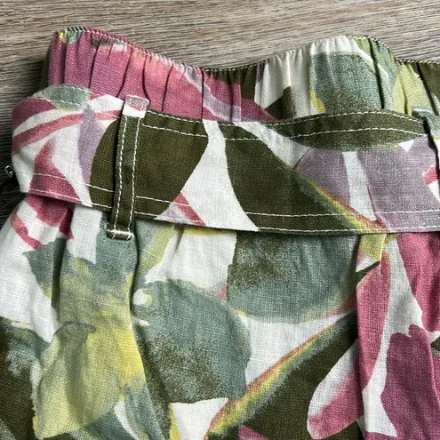 Tahari Luxe Linen Floral Print Shorts Size Medium