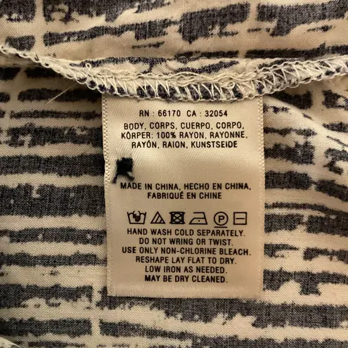 Holding Horses Anthropologie Sammie Print Long Sleeve Button Down Shirt Size 8