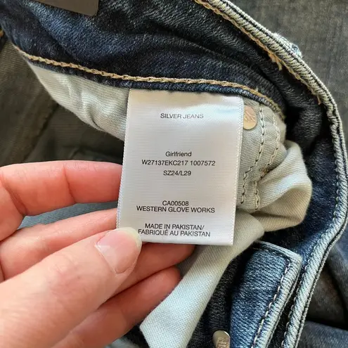 Silver Jeans Girlfriend Universal Fit Mid Rise Skinny Leg Eco-Friendly jeans 24