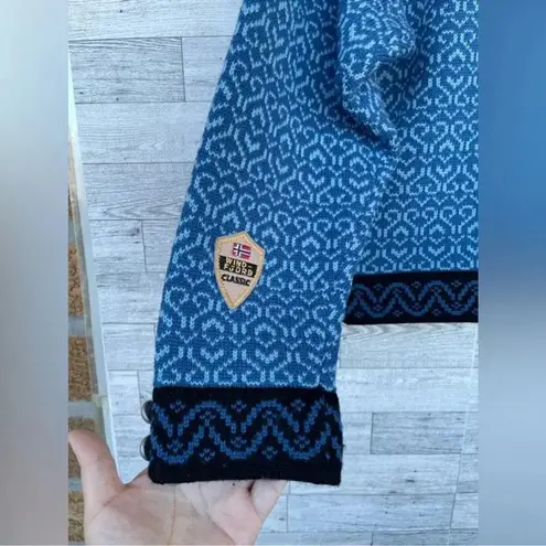 Windfjord 100% Pure New Wool Sweater
Jacket Women's XS Blue