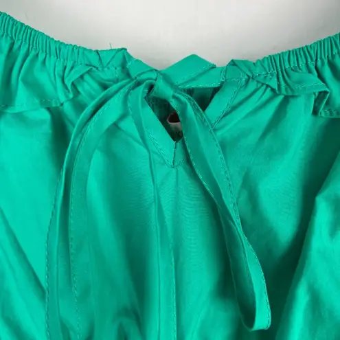 Skies Are Blue NWOT Stitch Fix Flirty Ruffle Smocked Top Green Size Medium M NEW