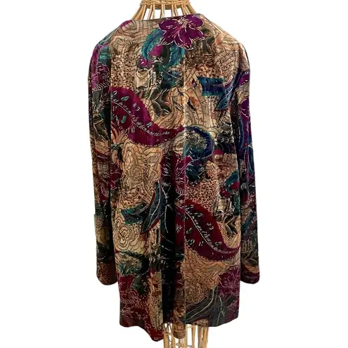 Liz Baker Vintage Velvet
Black Gold Japanese Print Button Down Long Sleeve 22W