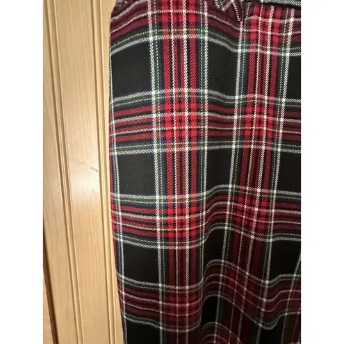Christopher & Banks Women Tartan Plaid Pants Black Red Green Slim Leg Size 6 EUC