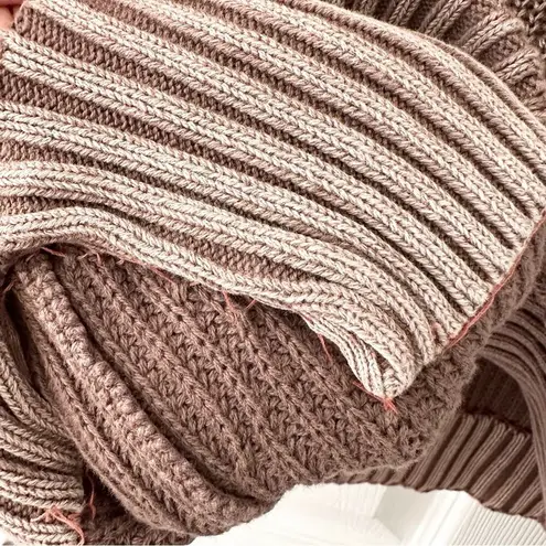 Tyler Boe Tan Light Brown Ribbed Button Back Neck Crewneck Casual Sweater Small