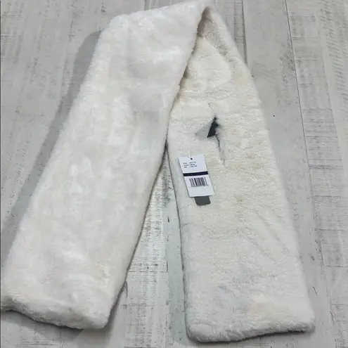 Martha Stewart Faux Fur Pull