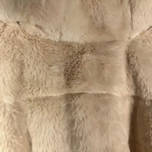 Tamnoon Women's Faux Fur Hooded Zip