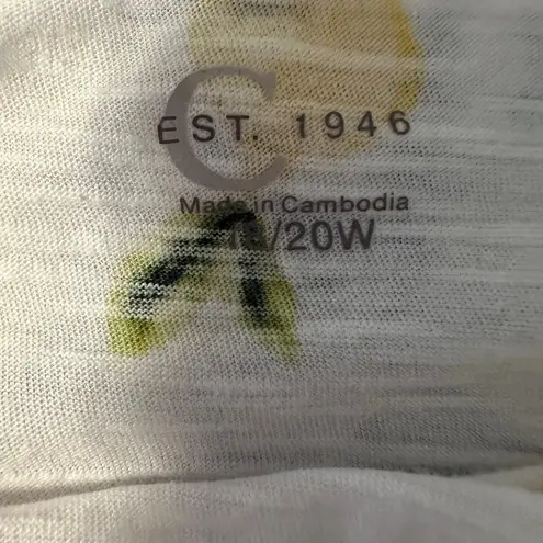 C EST. 1946 Women’s Lemon Print T