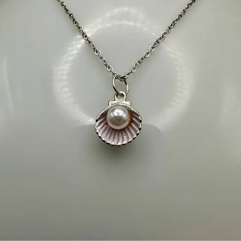 Elegant Silver and Pink Shell Jewelry Set