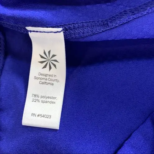 Athleta  Bright Royal Blue Crop Leggings Sz Small