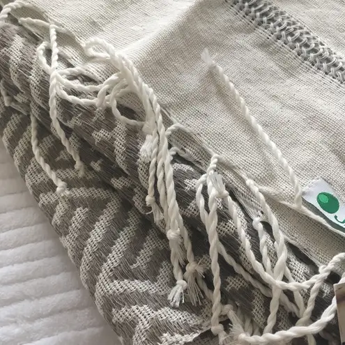 JADEtribe Blanket Wrap Scarf