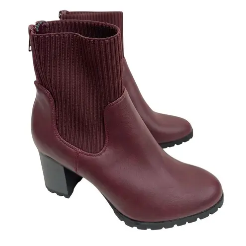 Easy Street Boots Size 9 Womens Burgundy Block Heel Chelsea Style Padded NEW