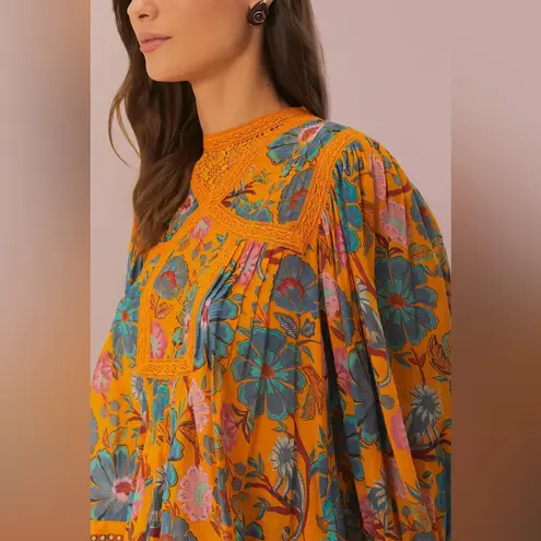 Farm Rio  NWT yellow mica short sleeve collared blouse women’s size large