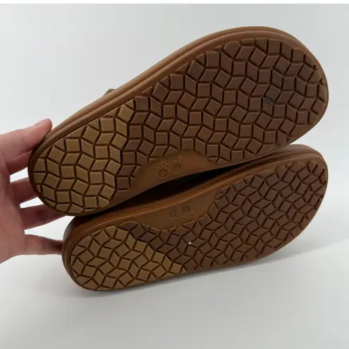 Crocs ‎ Brooklyn Luxe Gladiator Sandals Tan Women 7 Comfy Adjustable Straps Boho