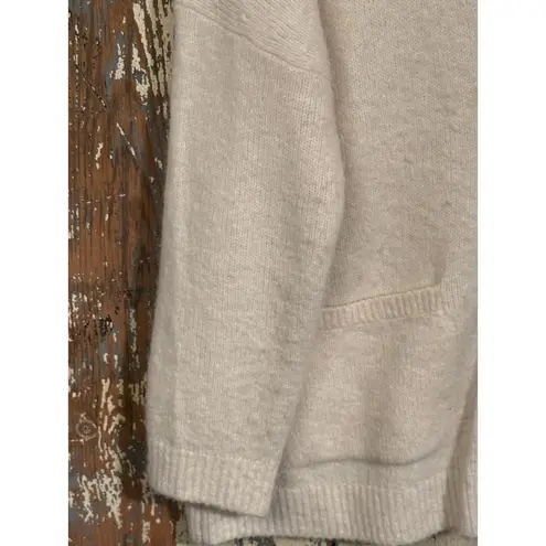 Women’s Boden Cream cardigan sweater, size 8 alpaca wool blend Size M