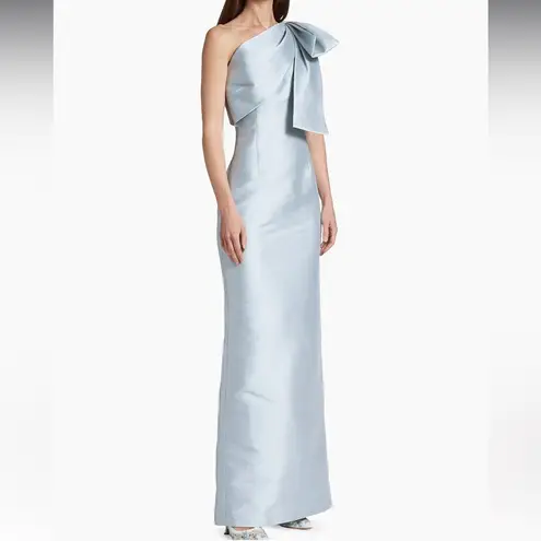 Sachin + Babi NWOT BONNIE one shoulder bow sliver gown Sz 12